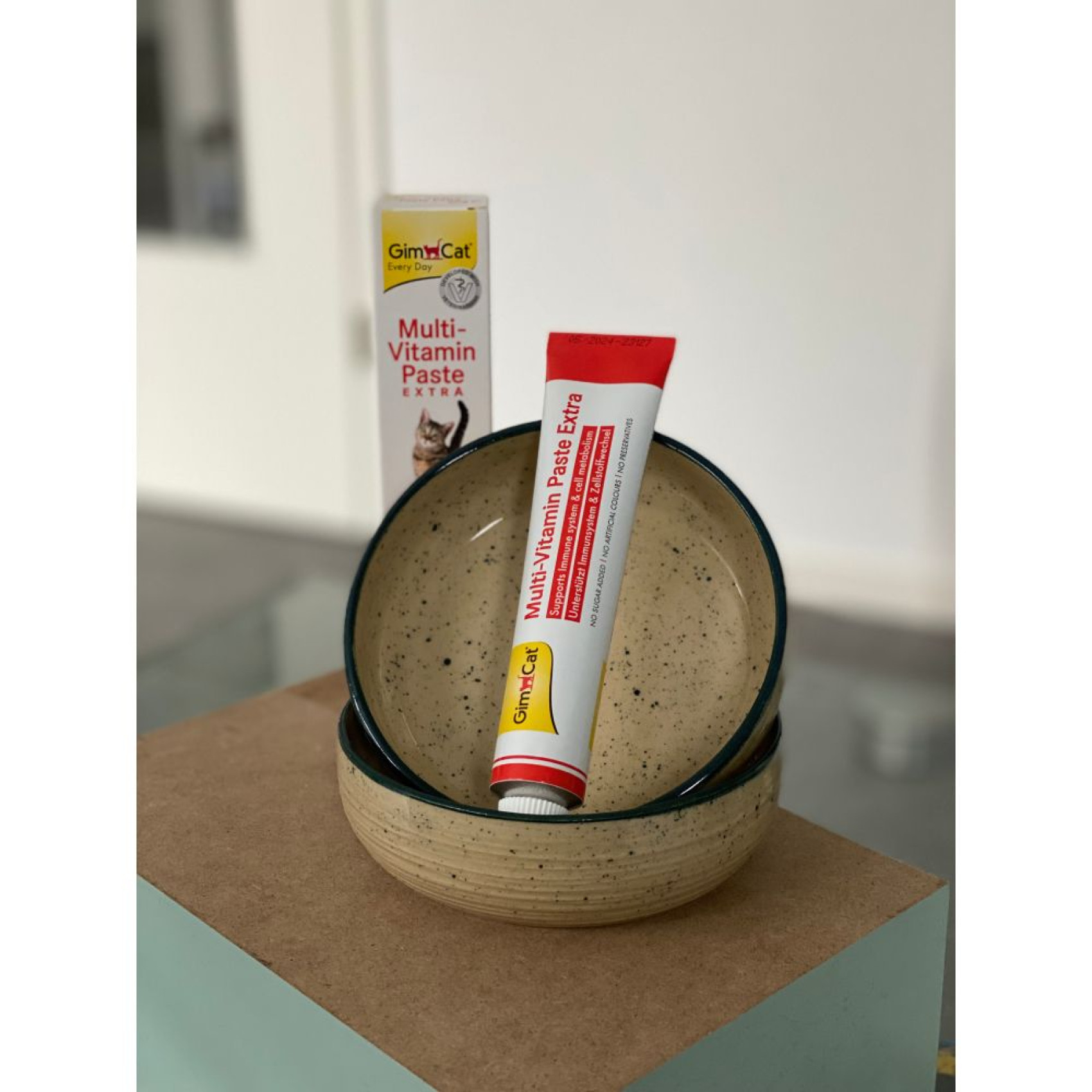 Ласощі для котів GimCat Multi-Vitamin Paste Extra 100 г - мультивітамін